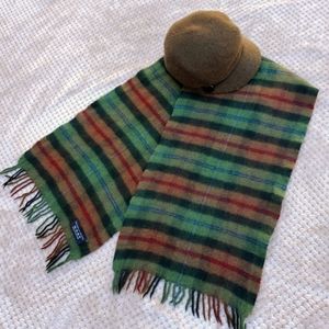 SCOTLAND Vintage Cashmere/Wool Scarf (EUC) 46"